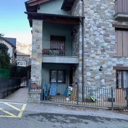 Mincholet فيلانوفا